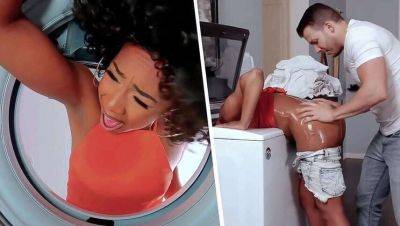 Feeling up My Girlfriend's Ebony Mom Stuck in Washing Machine - MILFED on pornmilftube.net